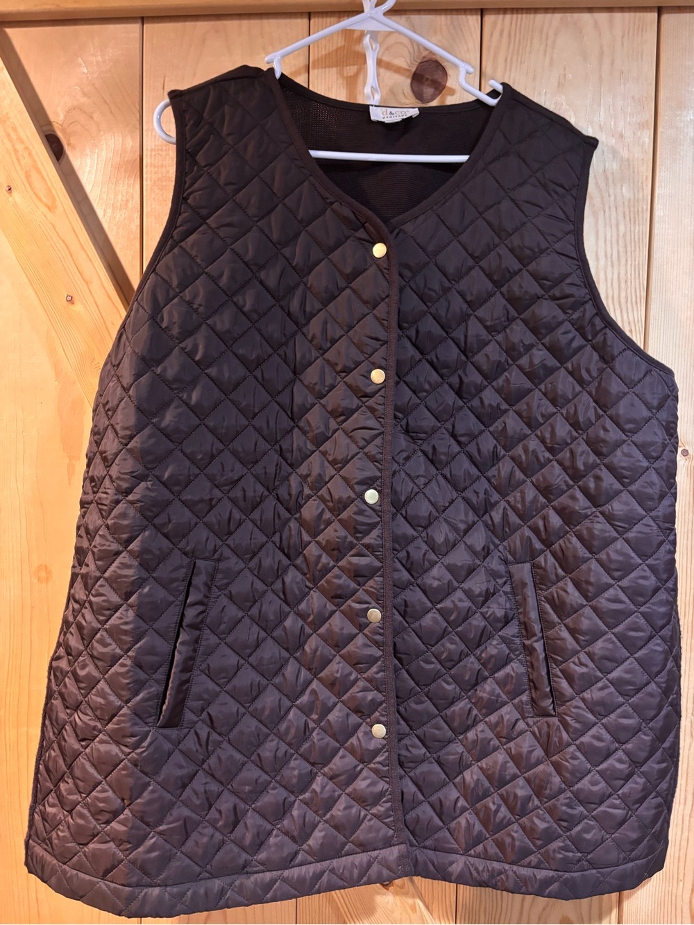 Women's Quilted Snap-Front Vest in Dark Brown